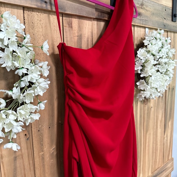 NWT Red one shoulder Alexia Admor cocktail/wedding dress. SZ 10 Never worn - Picture 2 of 6